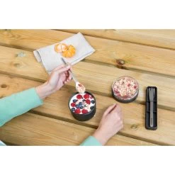 Brabantia Make En Take Yoghurtbeker 0,5 Liter Donkergrijs 12 Brabantia Make En Take Yoghurtbeker 0,5 Liter Donkergrijs -Keukenwinkel 102 4180 6 1